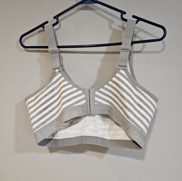 Cacique 40DD bra - Picture 5 of 9